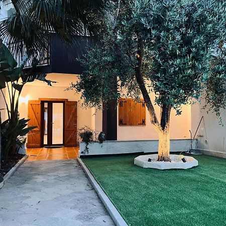 Villa Giorgia Al Mare Bisceglie Kültér fotó